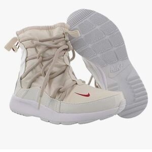 Nike Tanjun high rise